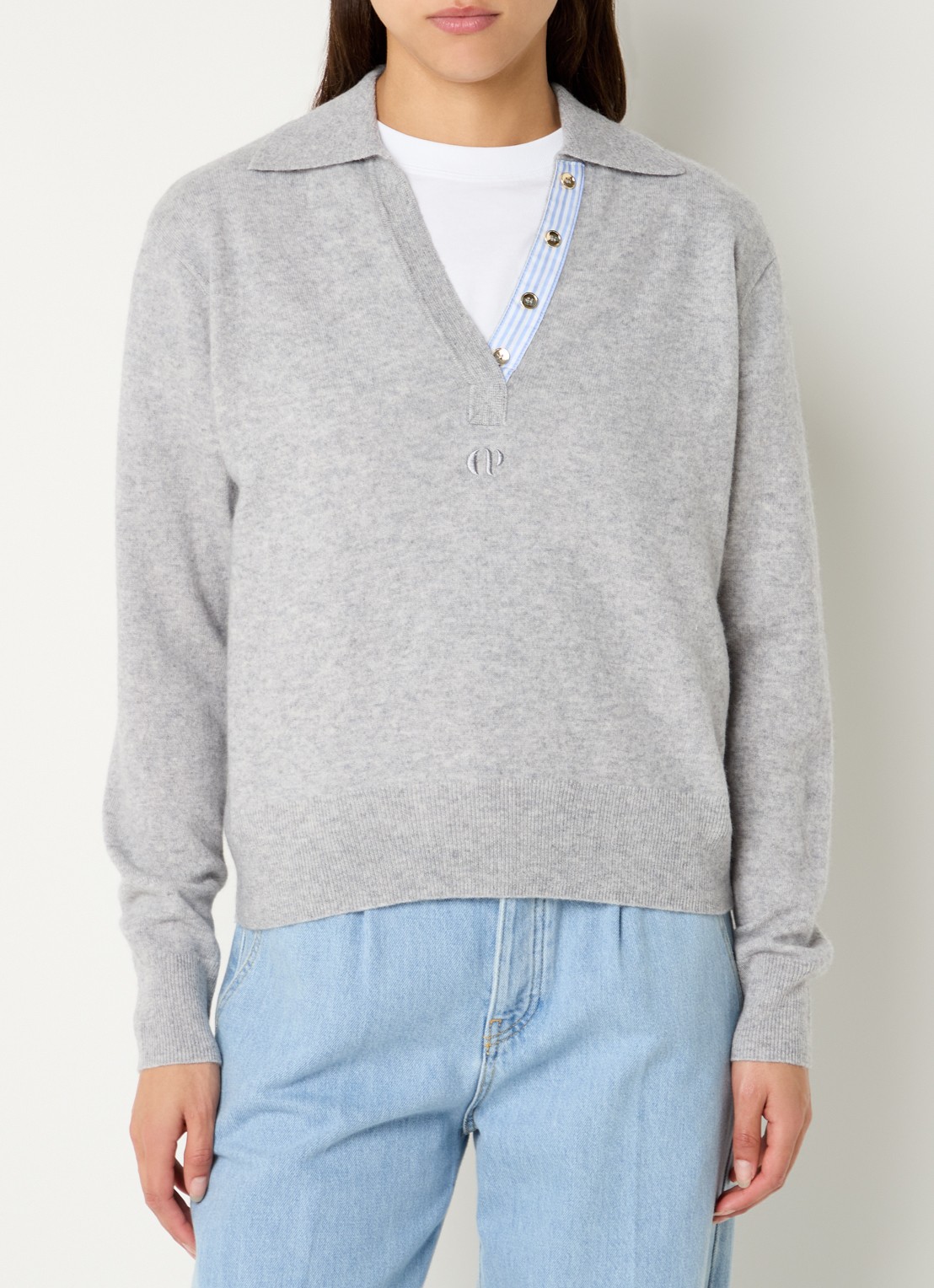 Claudie Pierlot Maloute fijngebreide pullover in kasjmierblend - detail 4 grijsmele