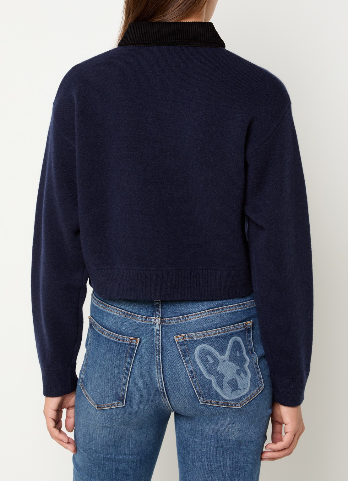Claudie Pierlot Mamamia fijngebreid cropped vest in wolblend met details van corduroy - achterkant donkerblauw