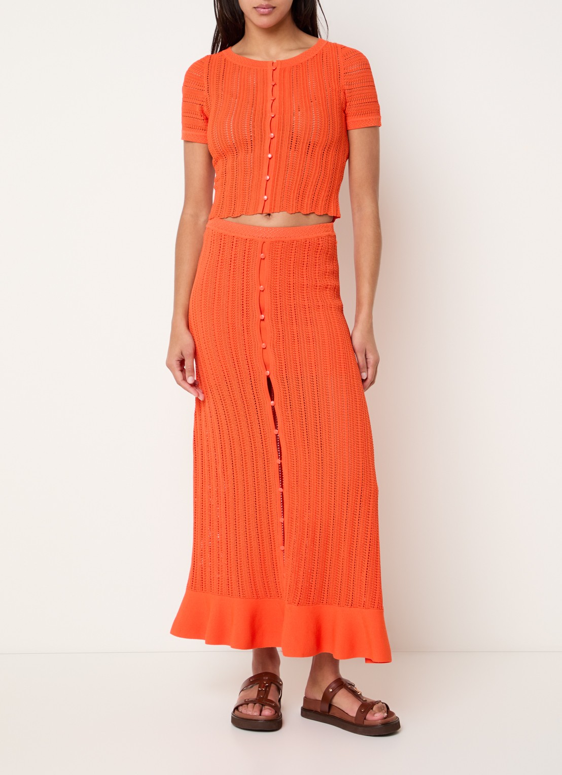 Claudie Pierlot Marc grofgebreide midi rok met sierknopen - voorkant 3 oranjerood