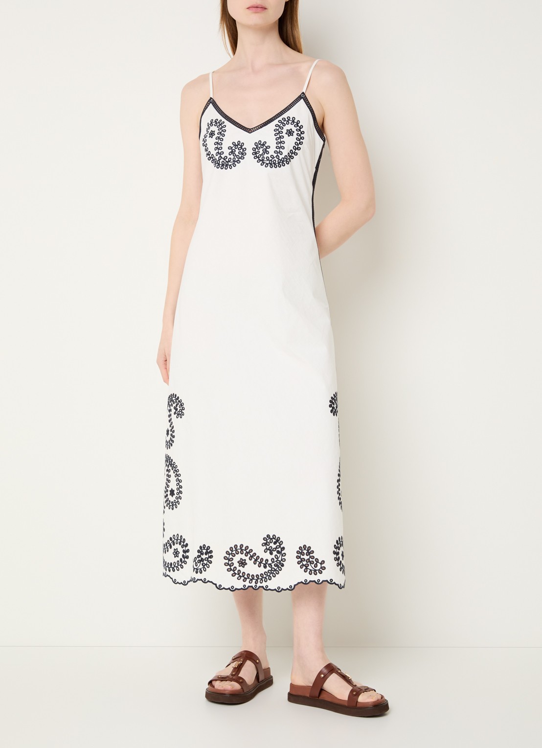 Claudie Pierlot Midi jurk met broderie - detail 4 gebroken wit