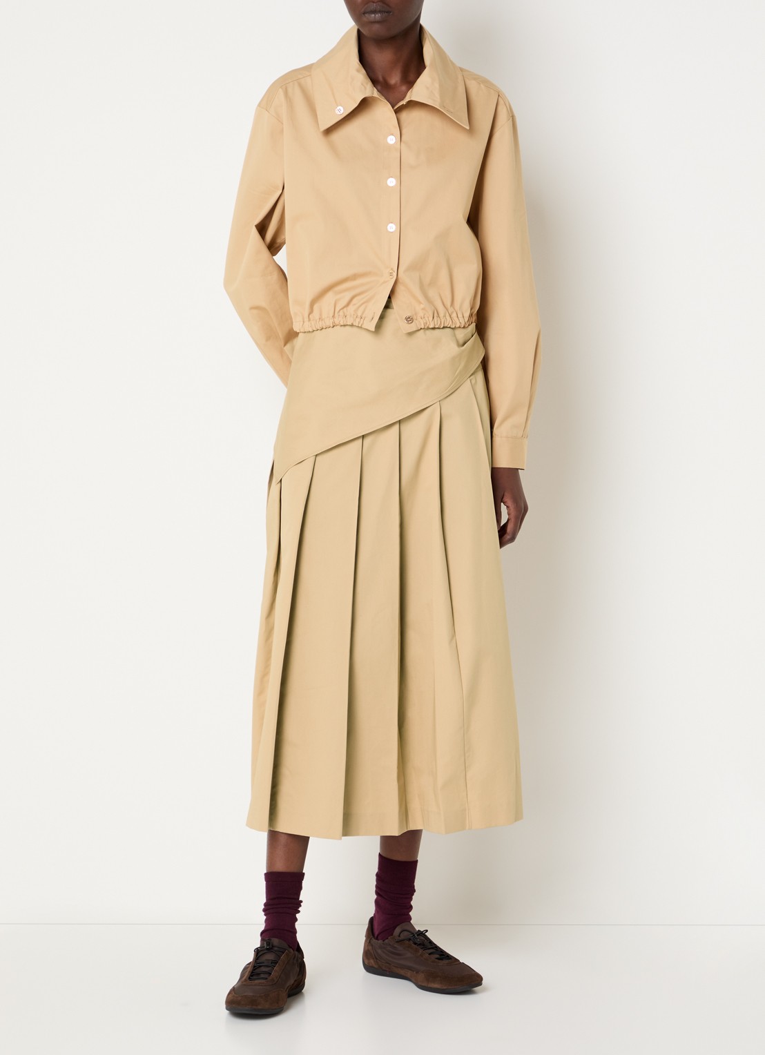 Claudie Pierlot Midi plooirok met steekzakken - voorkant 4 camel