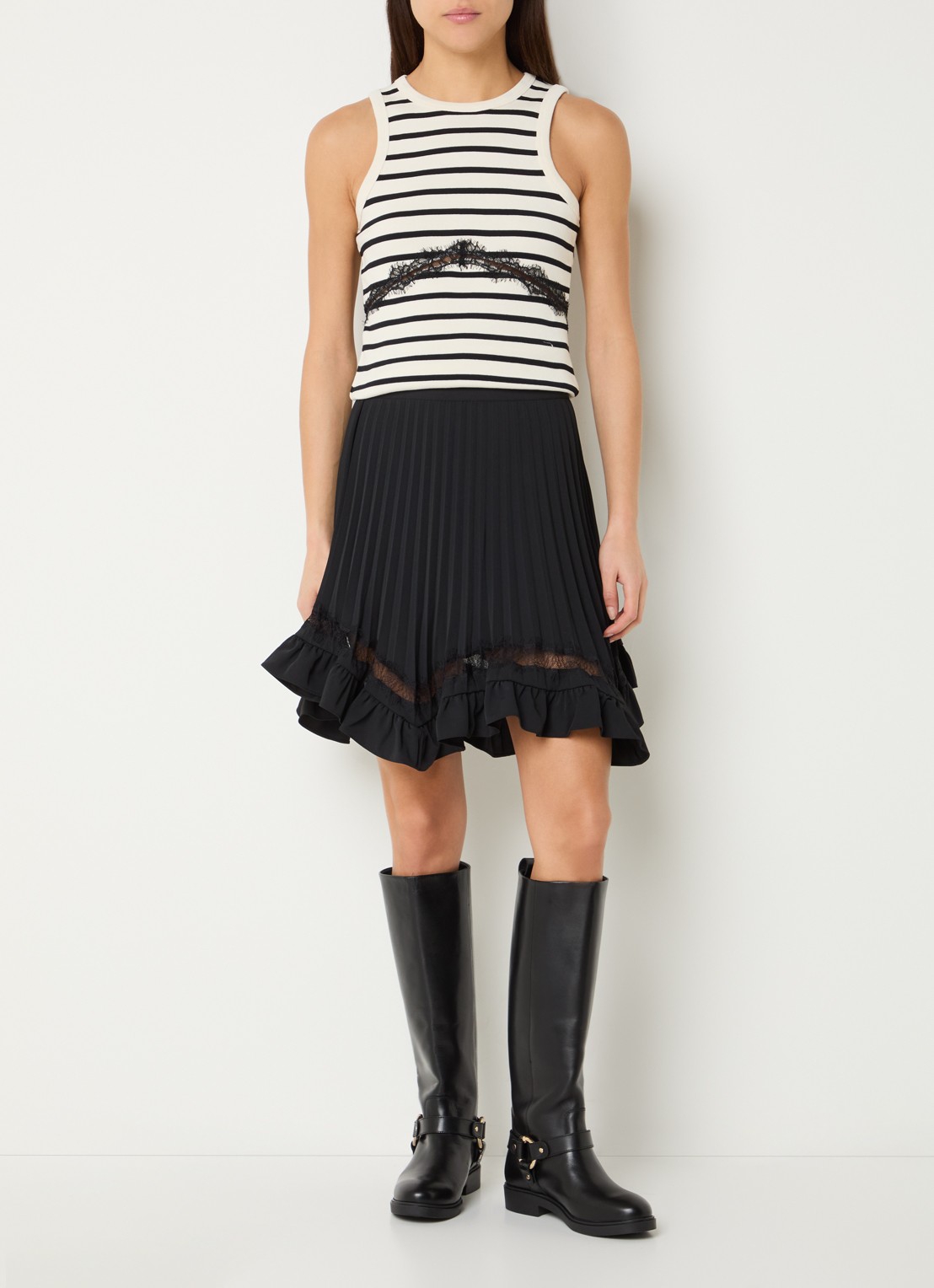 Claudie Pierlot Minirok met plissé en details van kant - voorkant 4 zwart