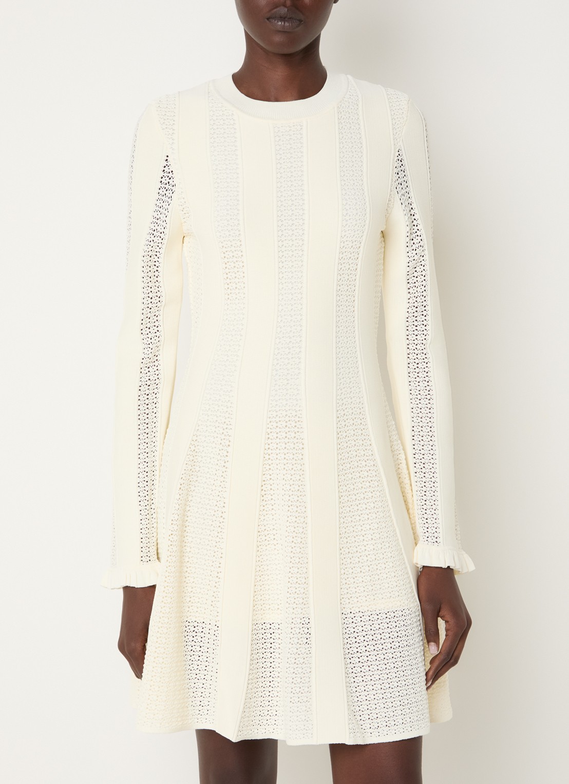 Claudie Pierlot Multico fijngebreide mini jurk met ingebreid patroon - detail 2 gebroken wit