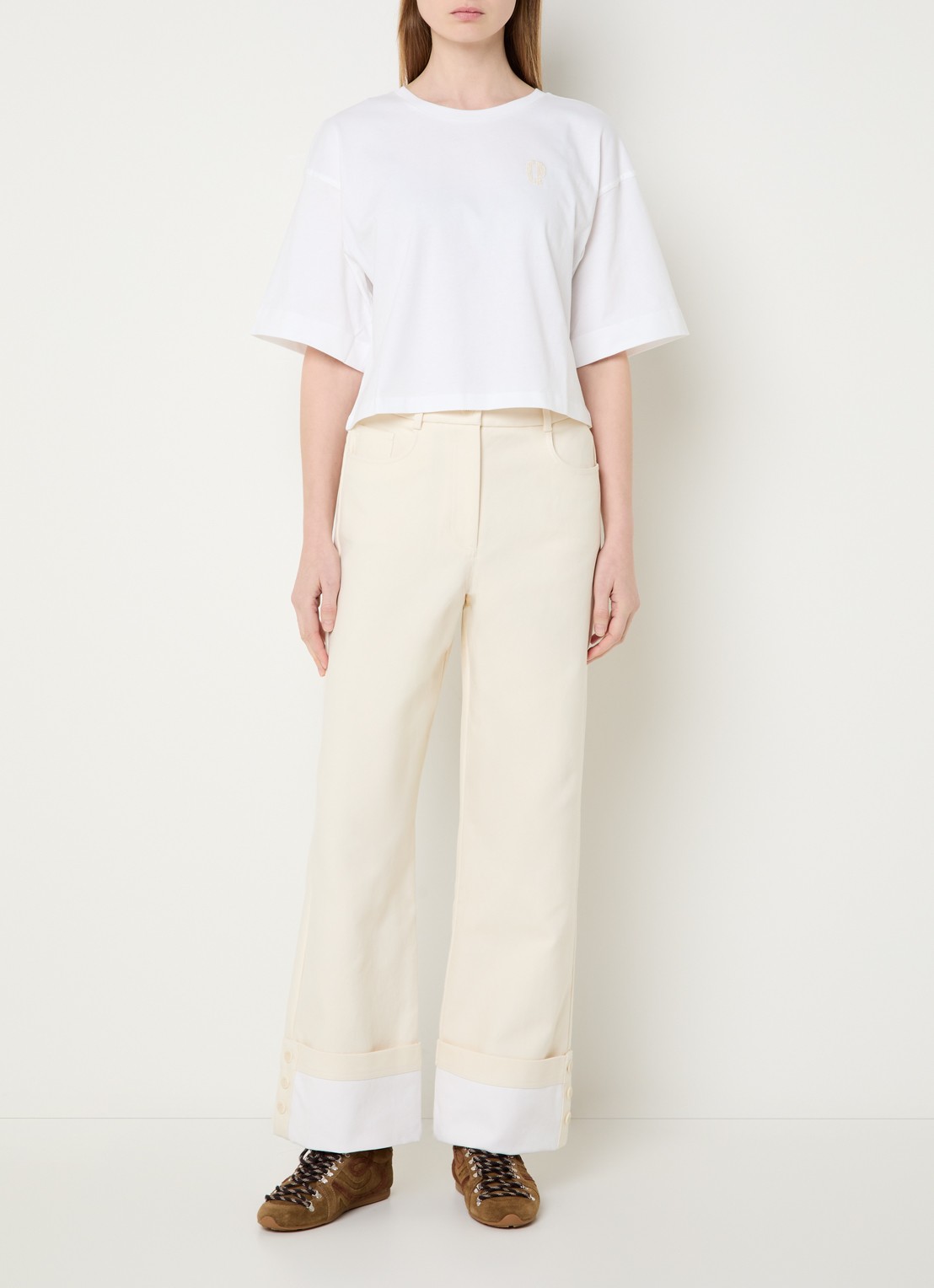 Claudie Pierlot Pallo high waist straight fit broek met sierknopen - voorkant 5 creme