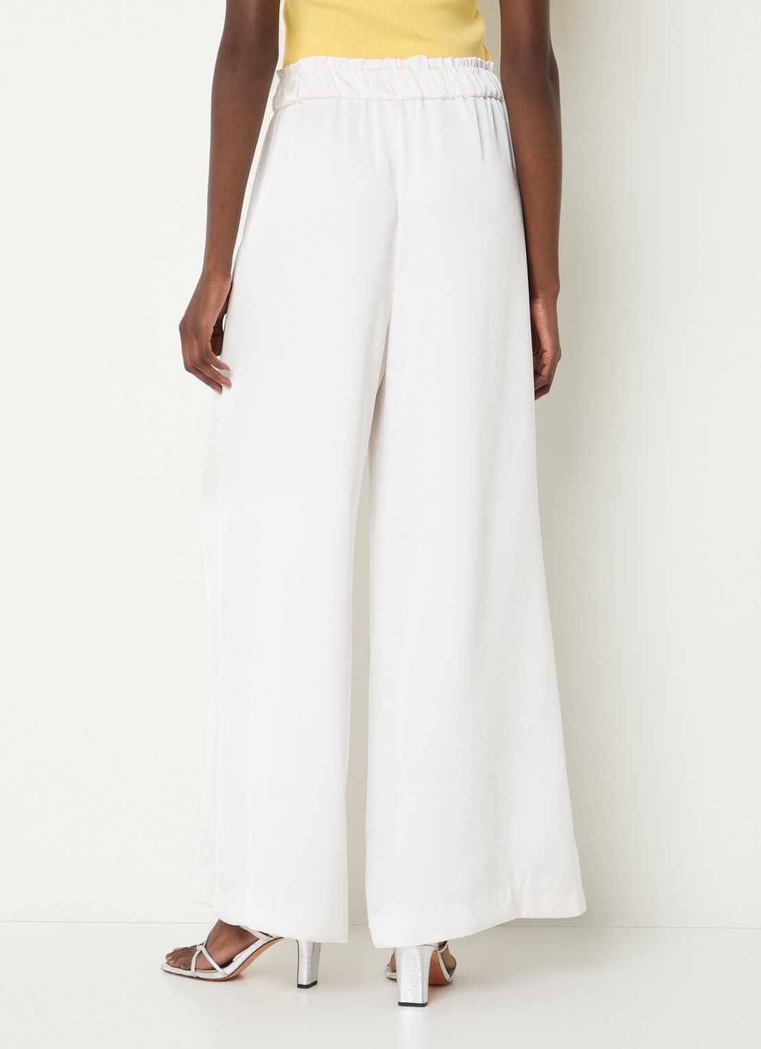 Claudie Pierlot Pantin high waist wide fit pantalon met steekzakken - achterkant 4 gebroken wit