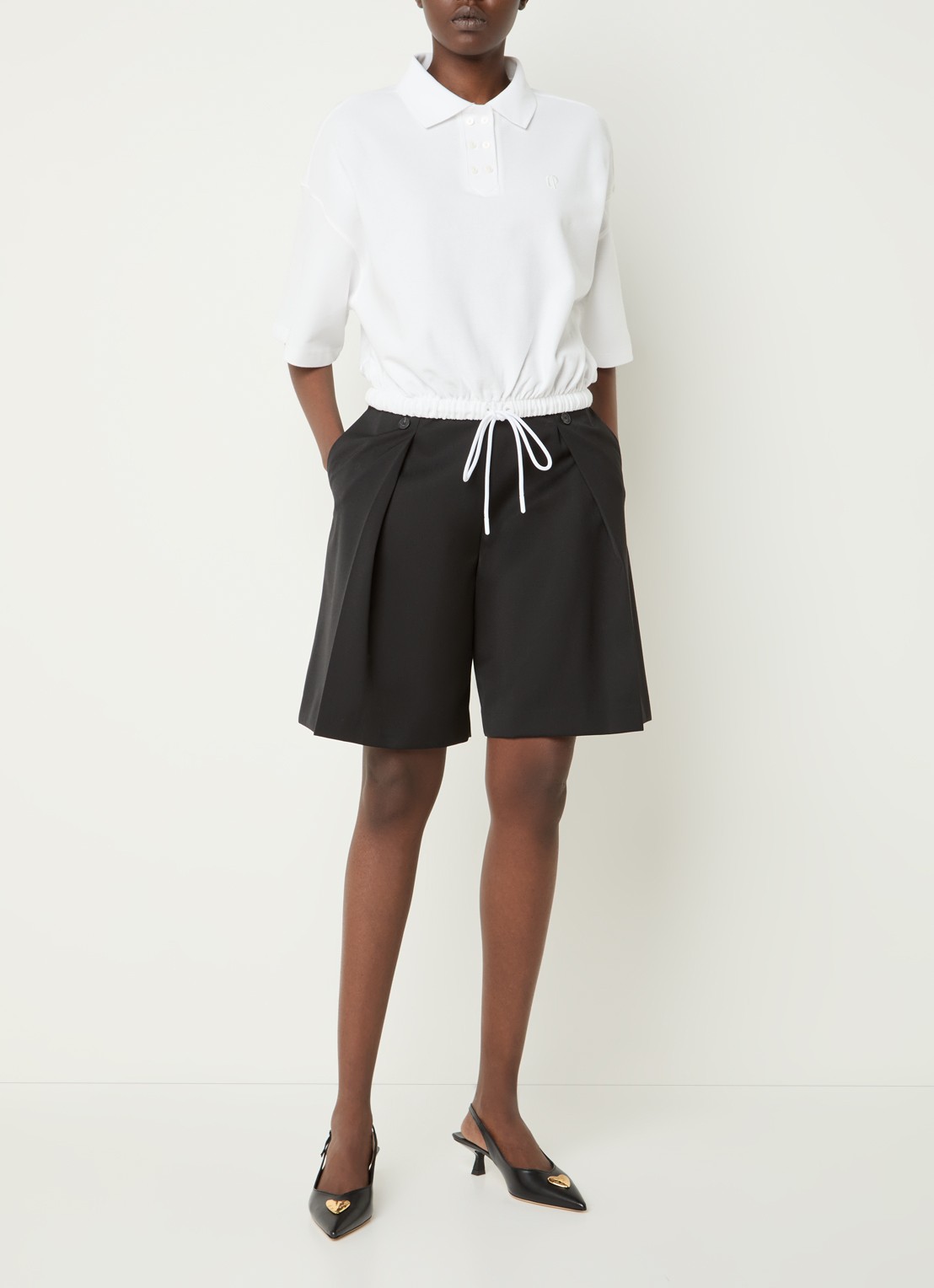 Claudie Pierlot Regular fit polo van piqué katoen met trekkoord - voorkant 3 gebroken wit