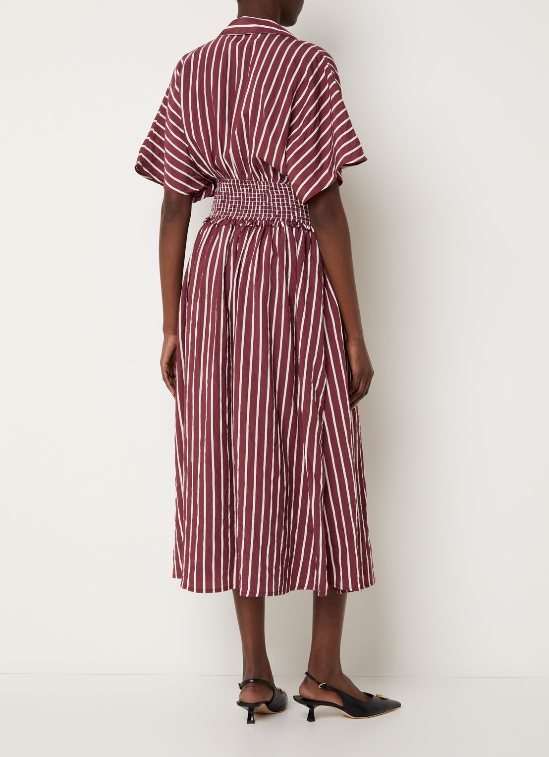 Claudie Pierlot Remine midi jurk met smockwerk - achterkant 4 bordeauxrood