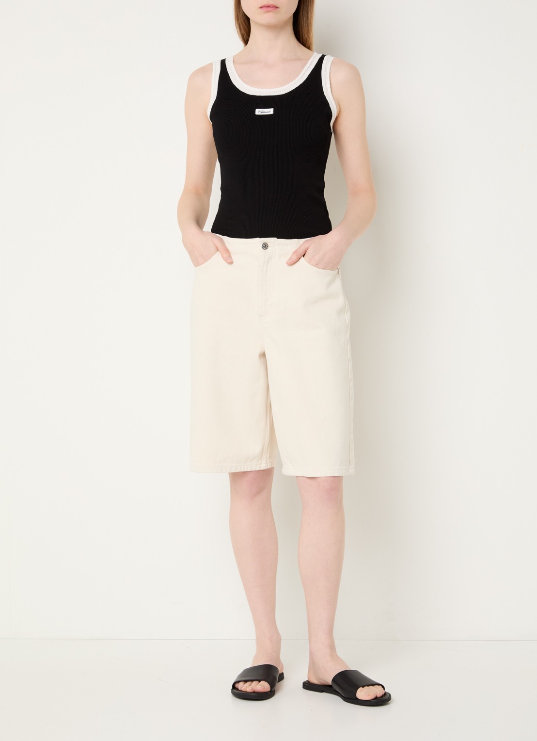 Claudie Pierlot Ribgebreide tanktop met logoborduring - voorkant 2 zwart