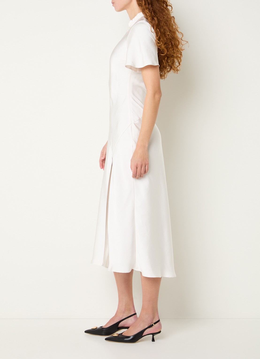 Claudie Pierlot Rosane midi jurk van satijn met split en keyhole - voorkant 2 gebroken wit