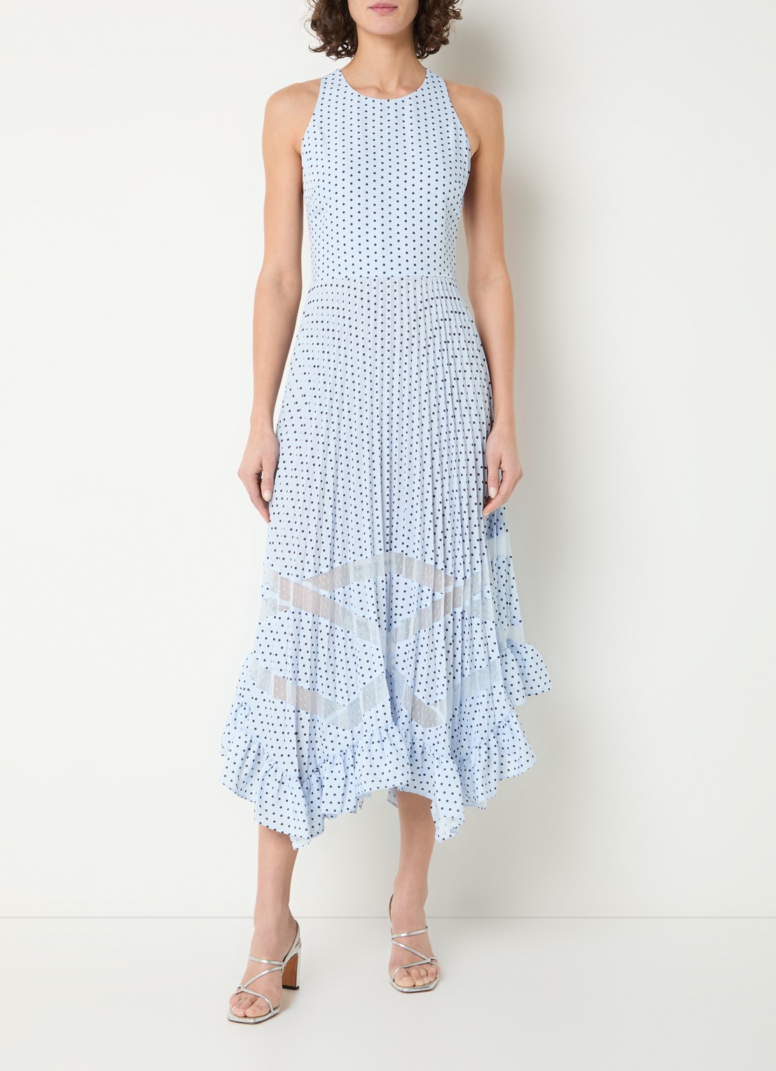 Claudie Pierlot Roseliapois midi jurk met stippenprint en ruches - detail 3 lichtblauw
