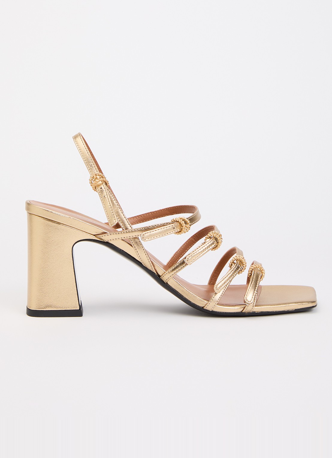 Claudie Pierlot Sandalette van geitenleer met gespdetail - voorkant 2 goud