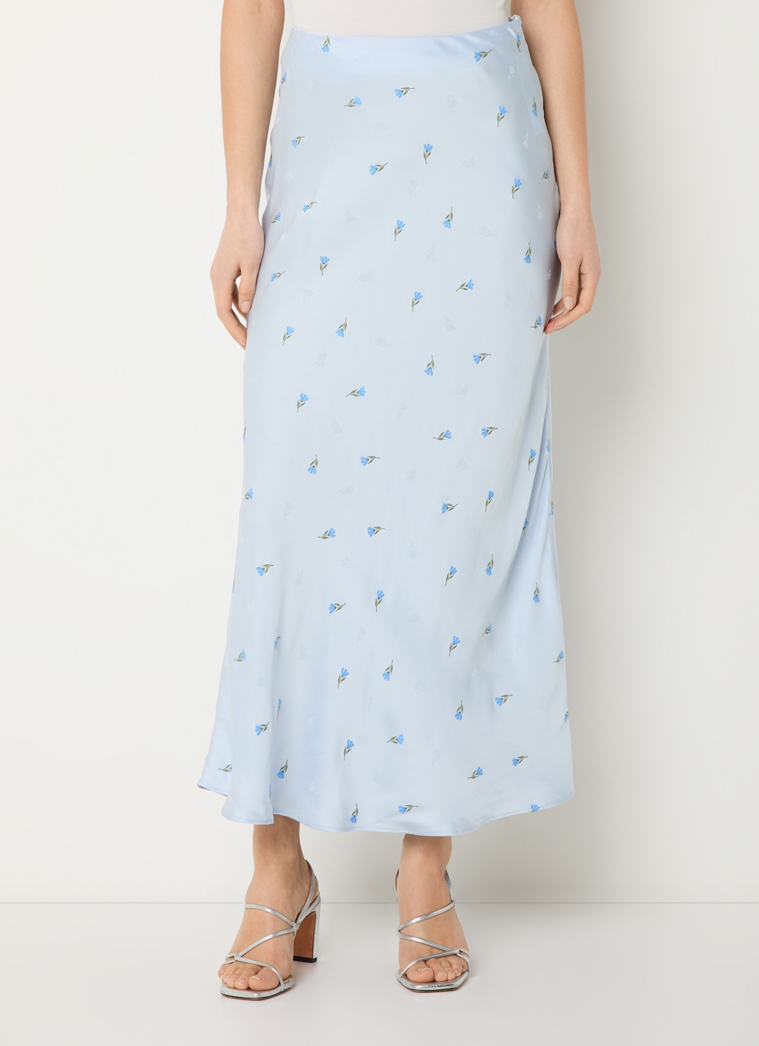 Claudie Pierlot Sapine midi rok van satijn met bloemborduring - detail 4 lichtblauw
