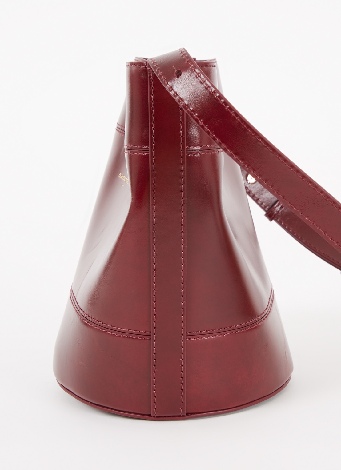 Claudie Pierlot Solveig crossbodytas van kalfsleer - detail 3 bordeauxrood