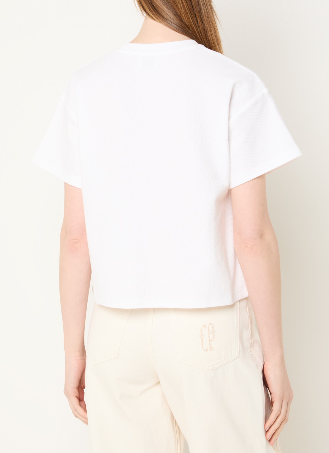Claudie Pierlot Tomo T-shirt van piqué katoen met logoborduring - achterkant gebroken wit