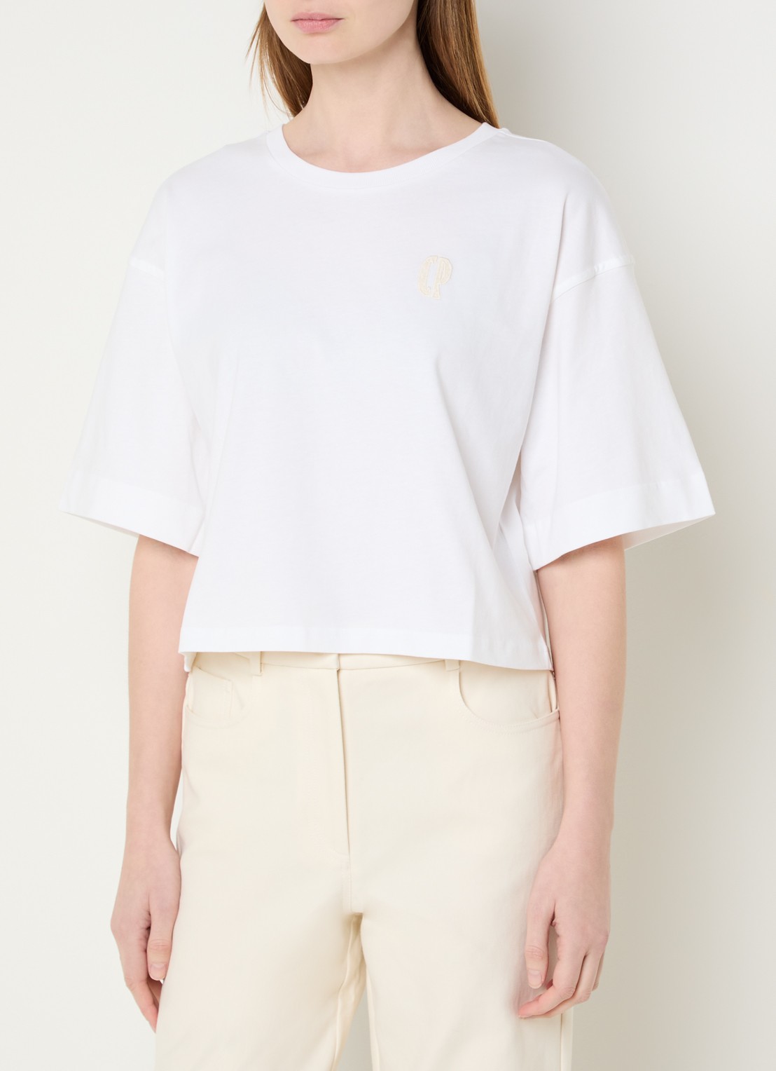Claudie Pierlot Tonia T-shirt met logo - detail gebroken wit