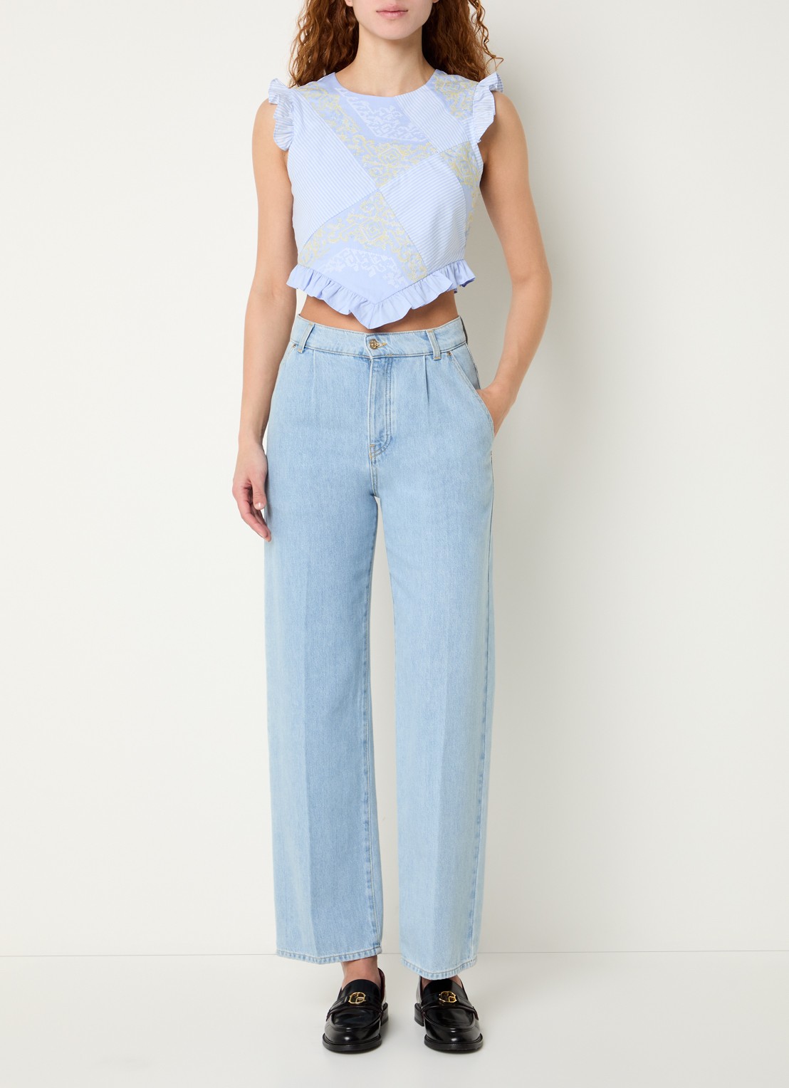 Claudie Pierlot Top met asymmetrische zoom - voorkant 3 lichtblauw