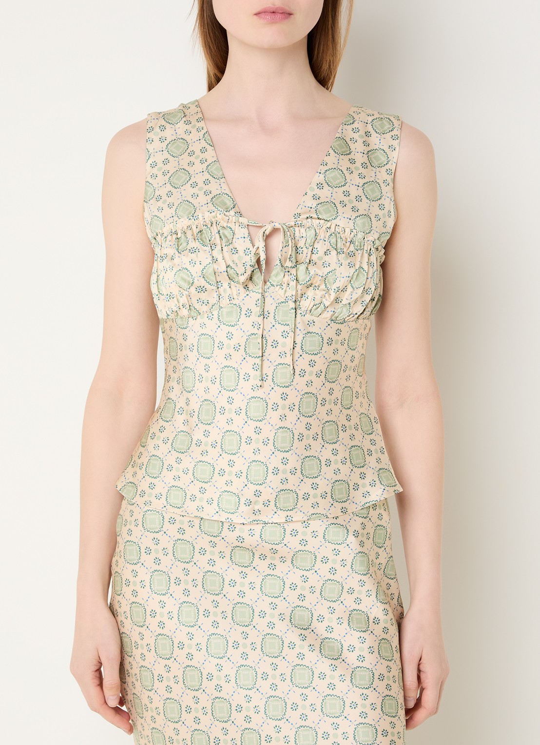 Claudie Pierlot Top met V-hals en print - detail lichtgroen