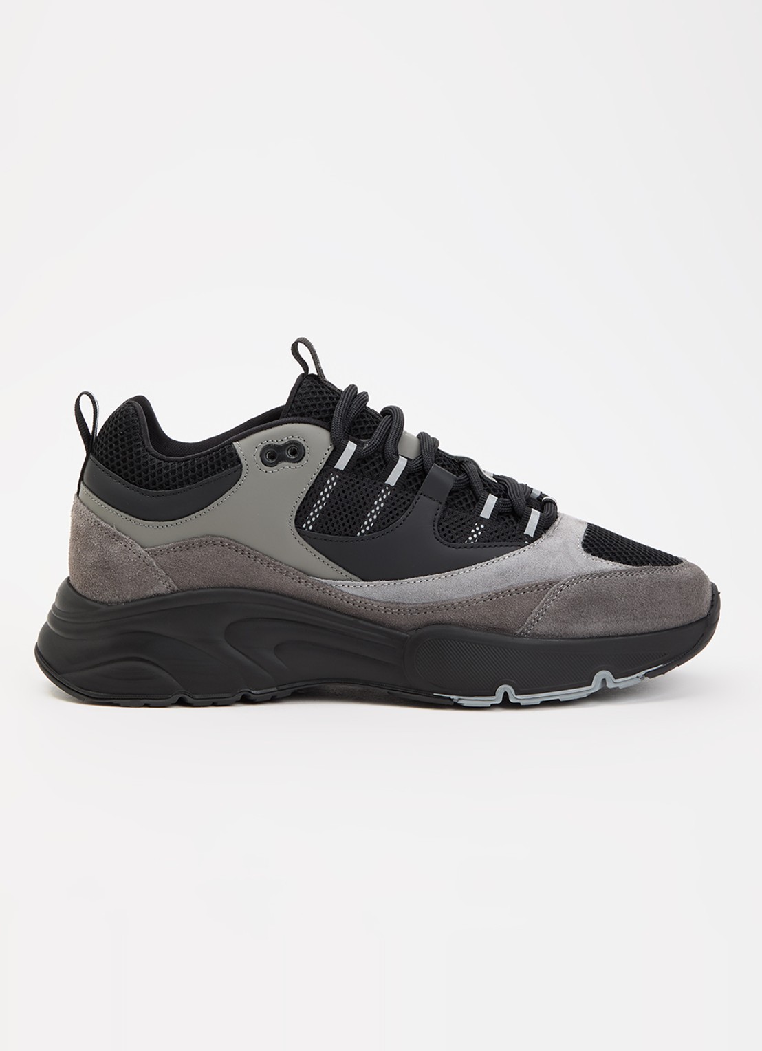 Cleens Aero Runner sneaker van leer met suède details - voorkant grijs