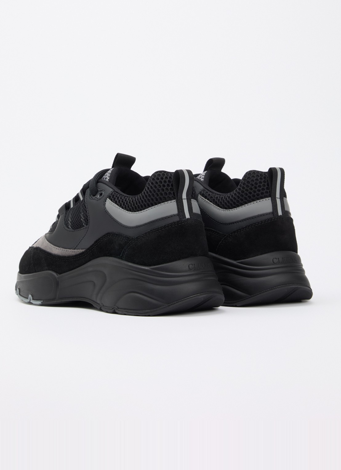 Cleens Aero Runner sneaker van mesh met details van suède - achterkant 2 zwart
