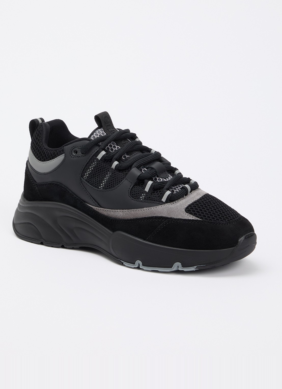 Cleens Aero Runner sneaker van mesh met details van suède - voorkant zwart