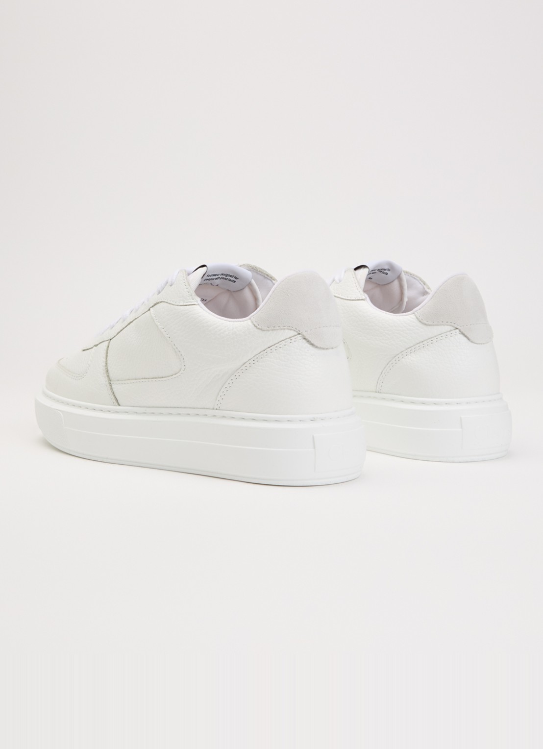 Cleens Court sneaker van leer - achterkant wit