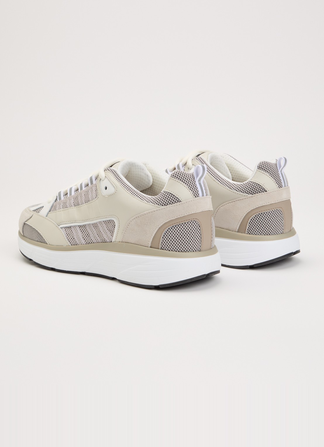 Cleens Hyper Runner sneaker met leren details - achterkant beige