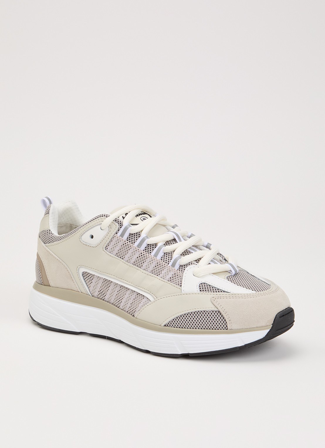 Cleens Hyper Runner sneaker met leren details - voorkant 5 beige