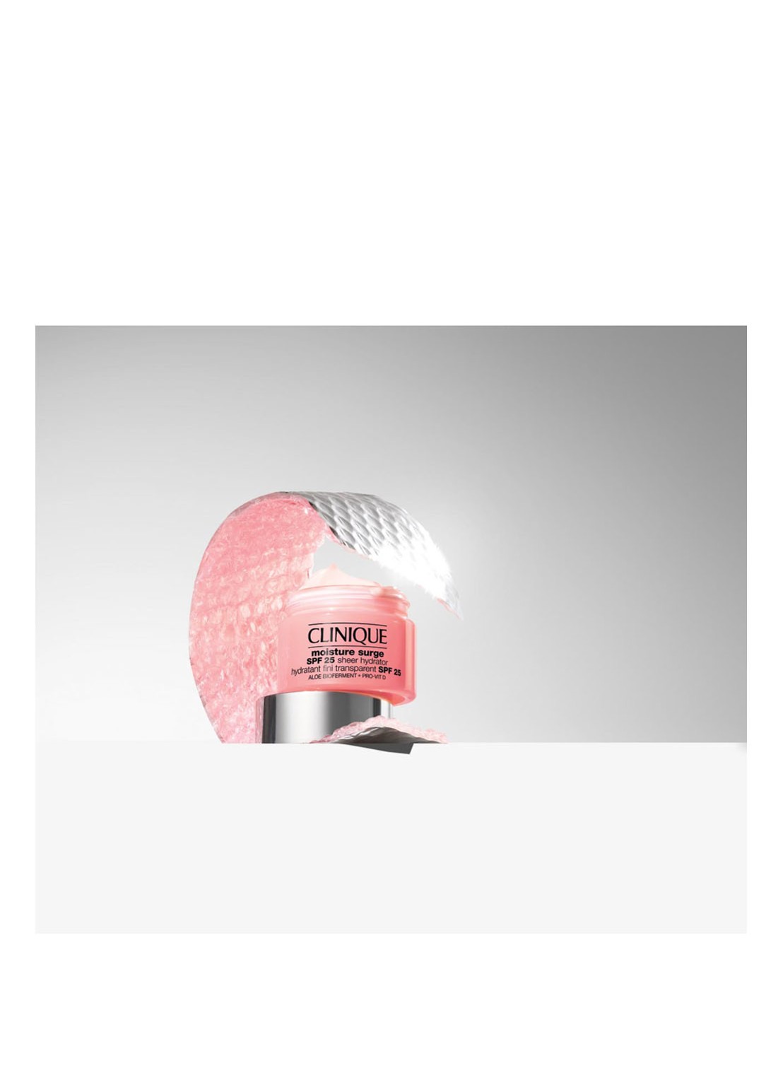 Clinique Moisture Surge™ Broad Spectrum Sheer Hydrator SPF 25 - hydraterende dag-en nachtcreme - detail 2 undefined