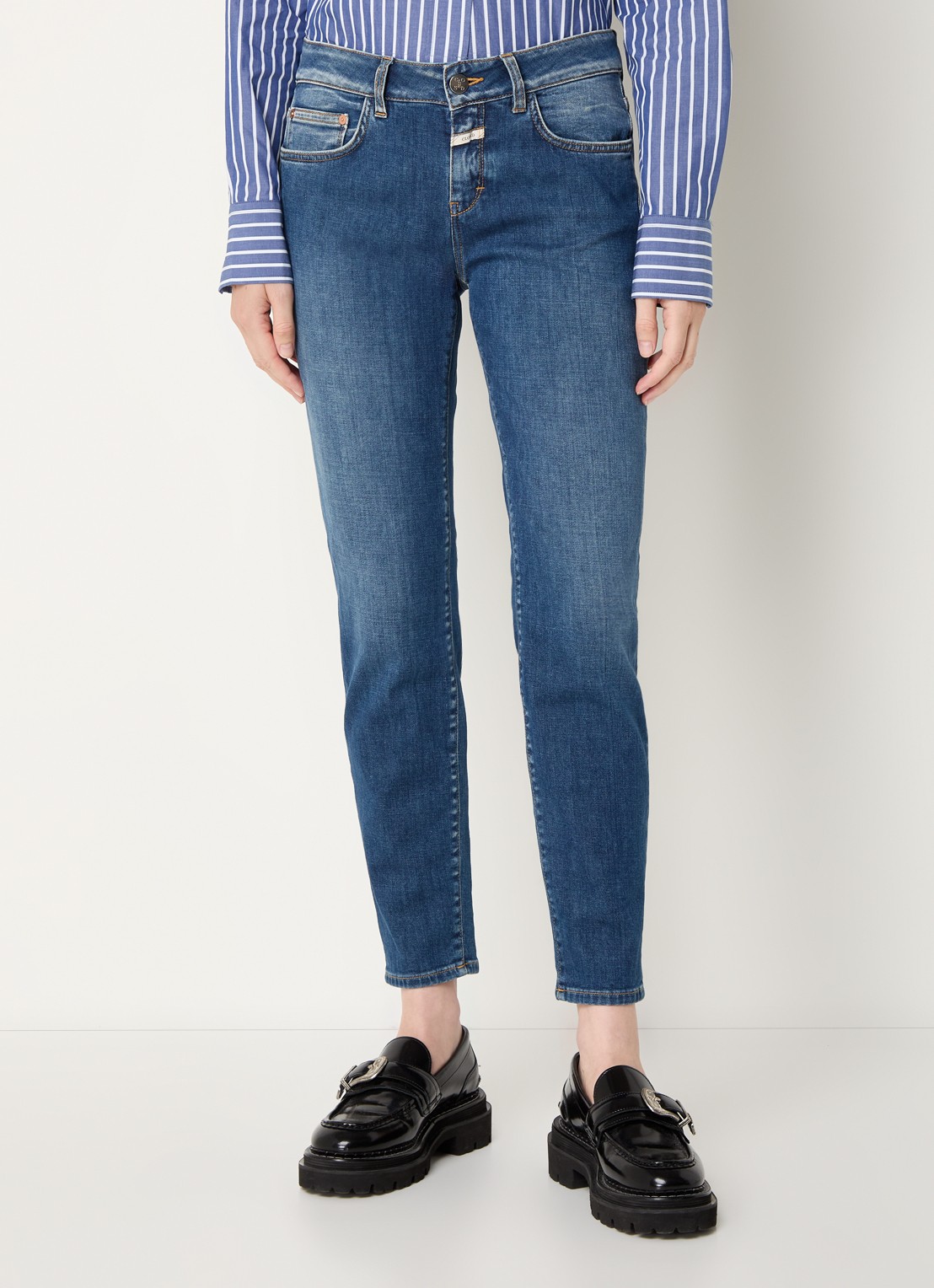 CLOSED Baker mid waist slim fit jeans in  katoenblend - detail 2 indigo