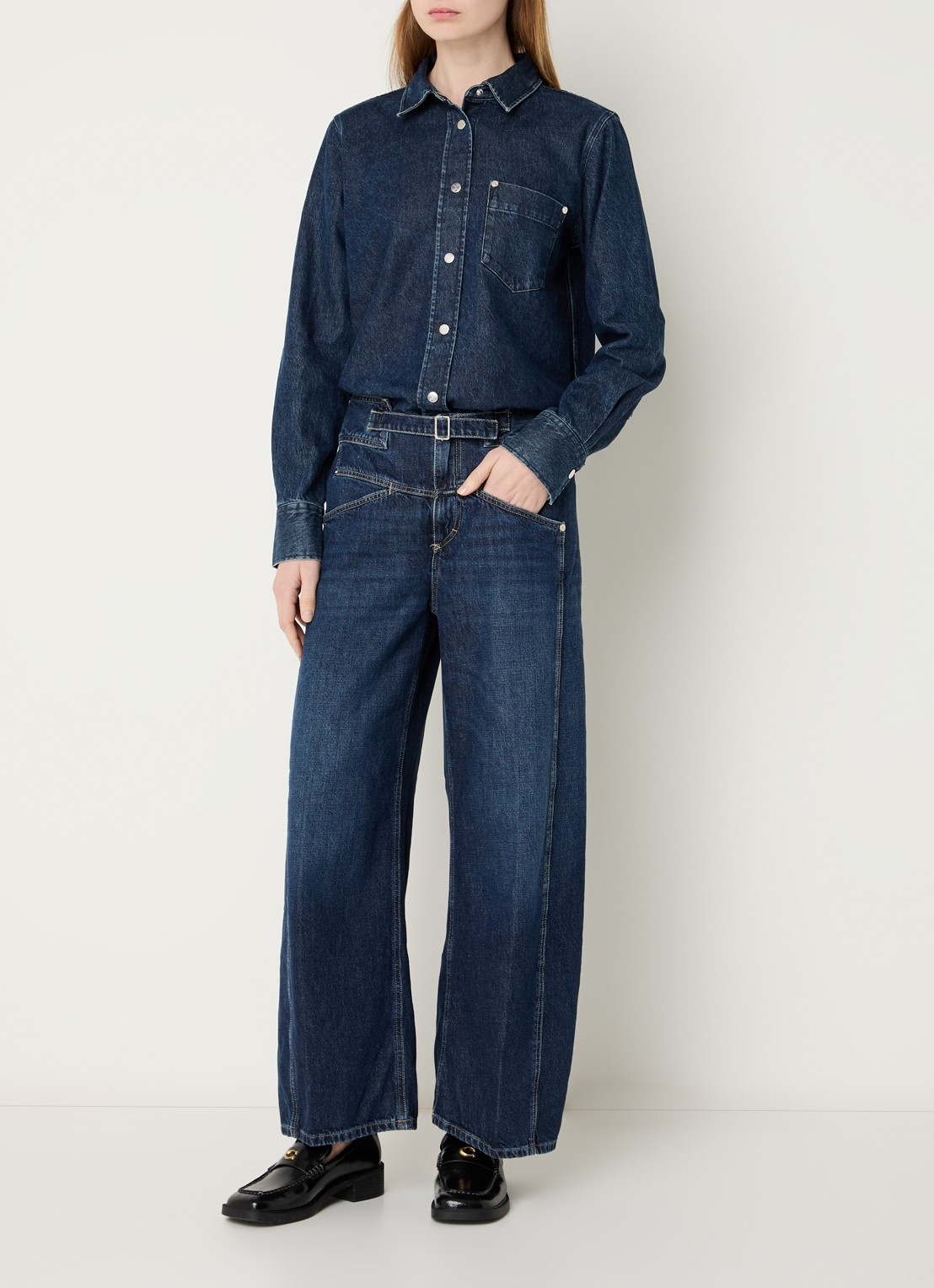 CLOSED Floui-X high waist wide leg jeans met donkere wassing en ceintuur - voorkant 3 indigo