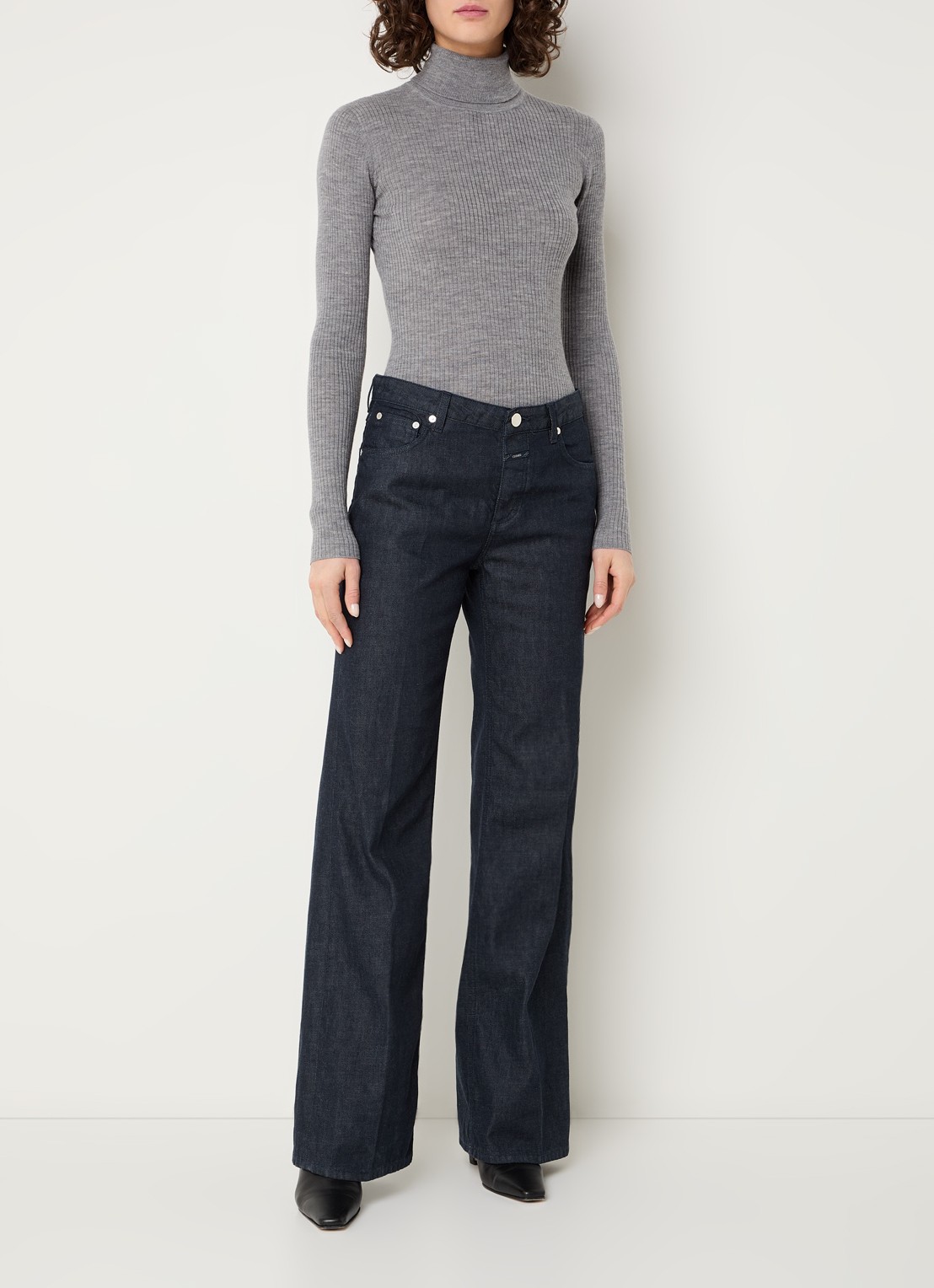 CLOSED Gillan high waist loose fit jeans met donkere wassing - voorkant 5 indigo