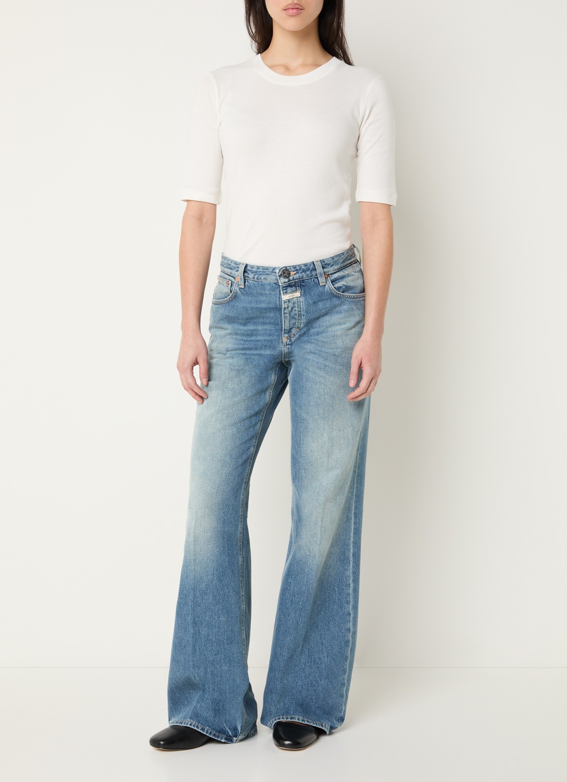 CLOSED Gillan mid waist loose fit jeans met lichte wassing - voorkant 2 indigo