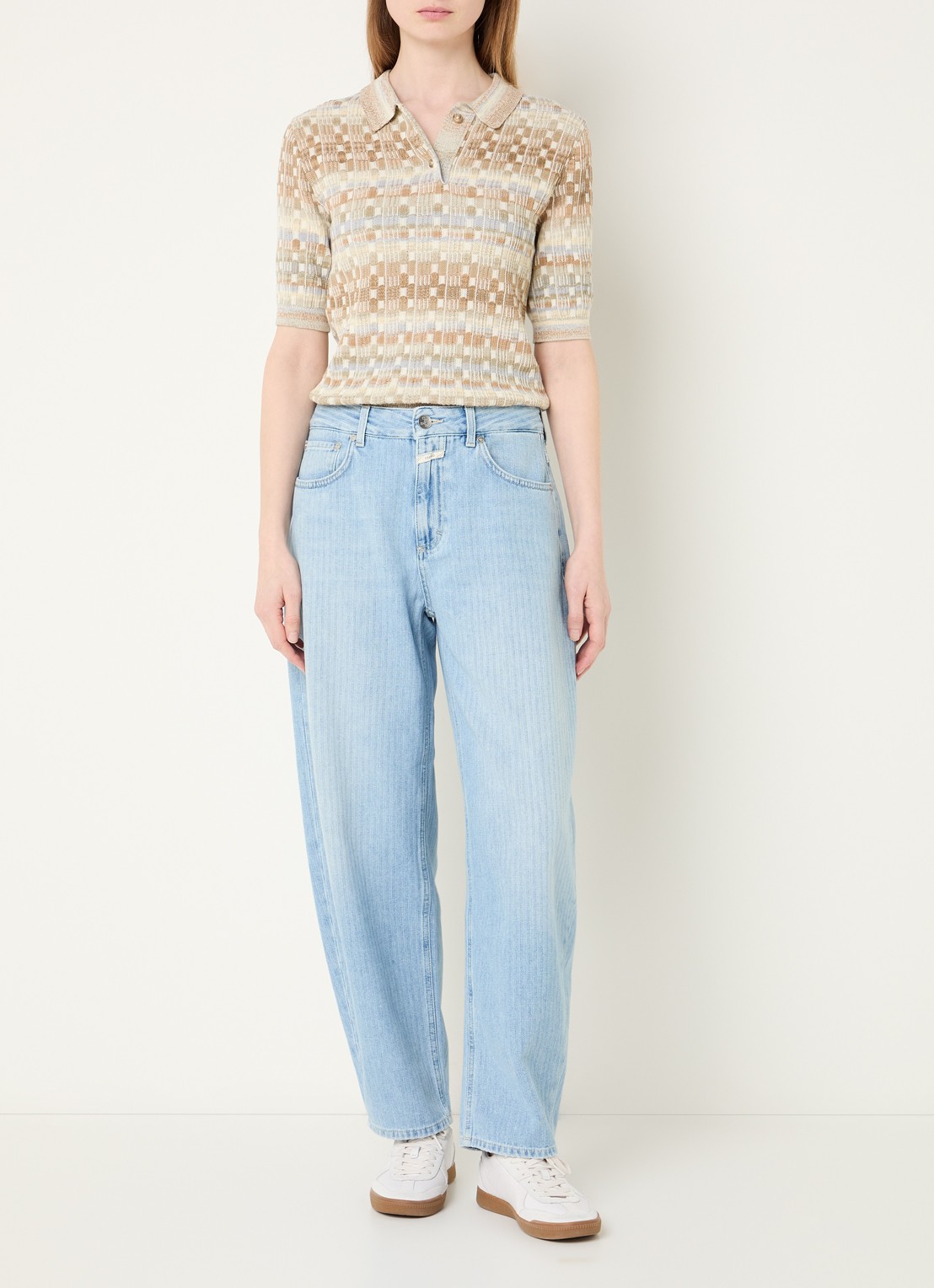 CLOSED Jazzie high waist tapered jeans met lichte wassing - voorkant 5 indigo