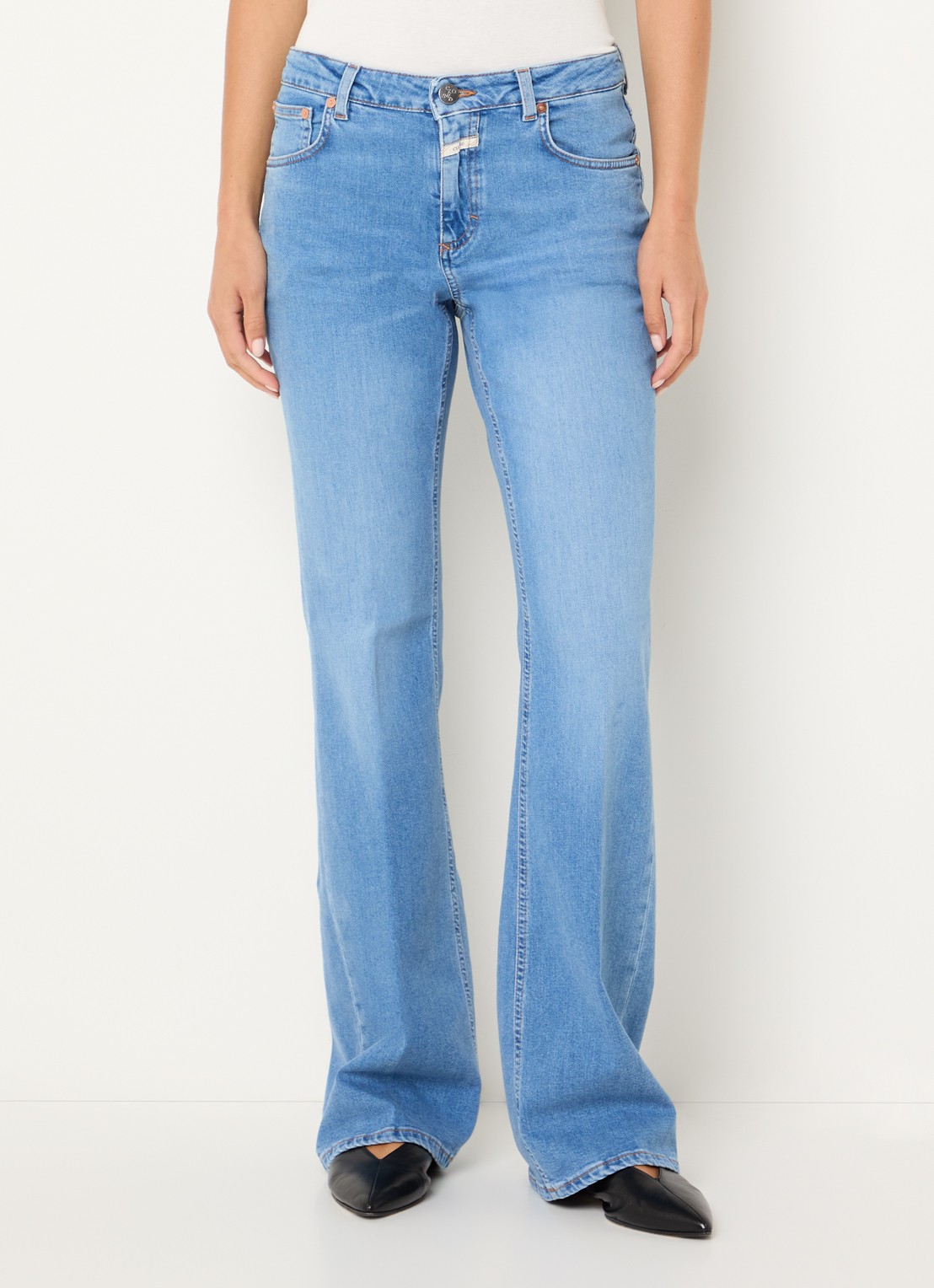CLOSED Jovanna high waist flared fit jeans met lichte wassing - detail 3 indigo