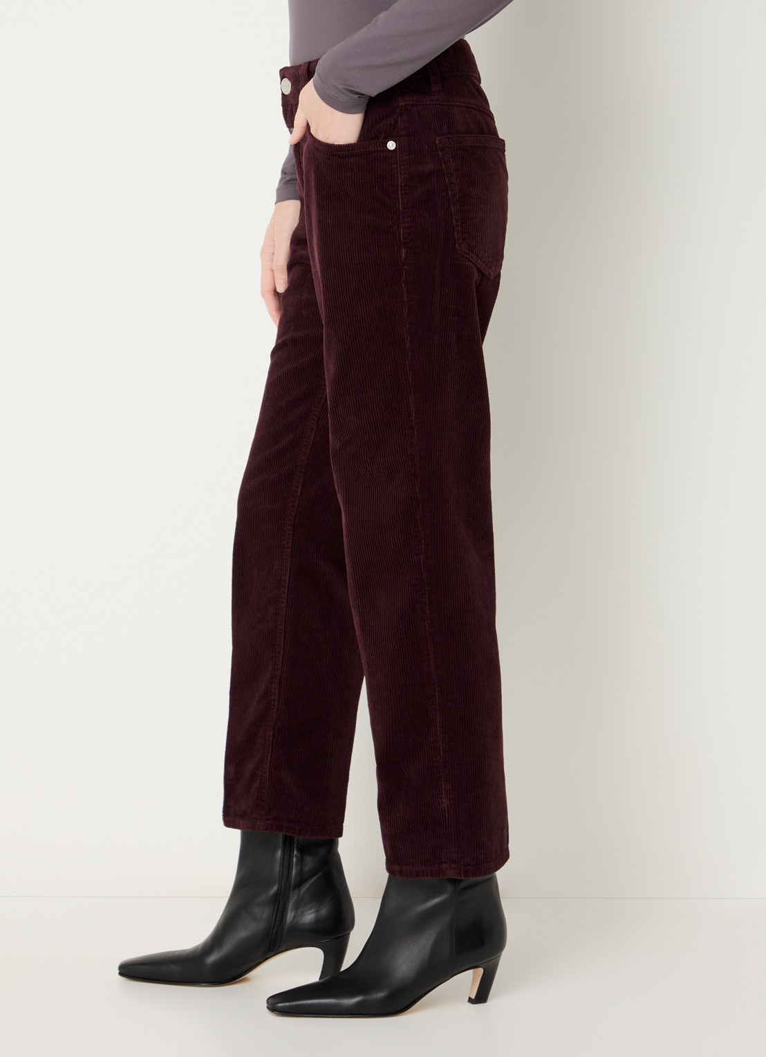 CLOSED Milo mid waist cropped straight fit broek van corduroy - detail 2 bordeauxrood