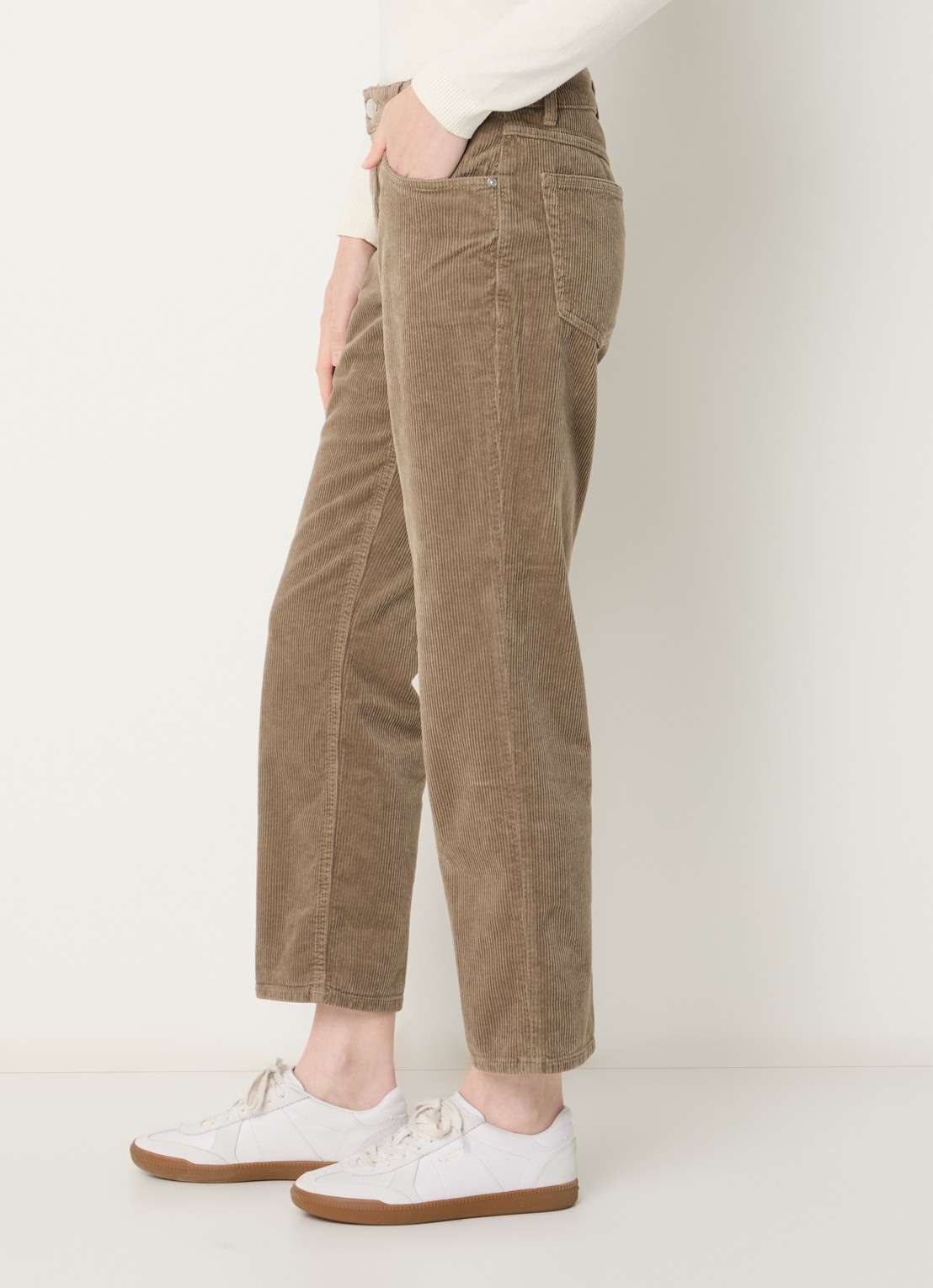CLOSED Milo mid waist cropped straight fit broek van corduroy - detail 3 khaki