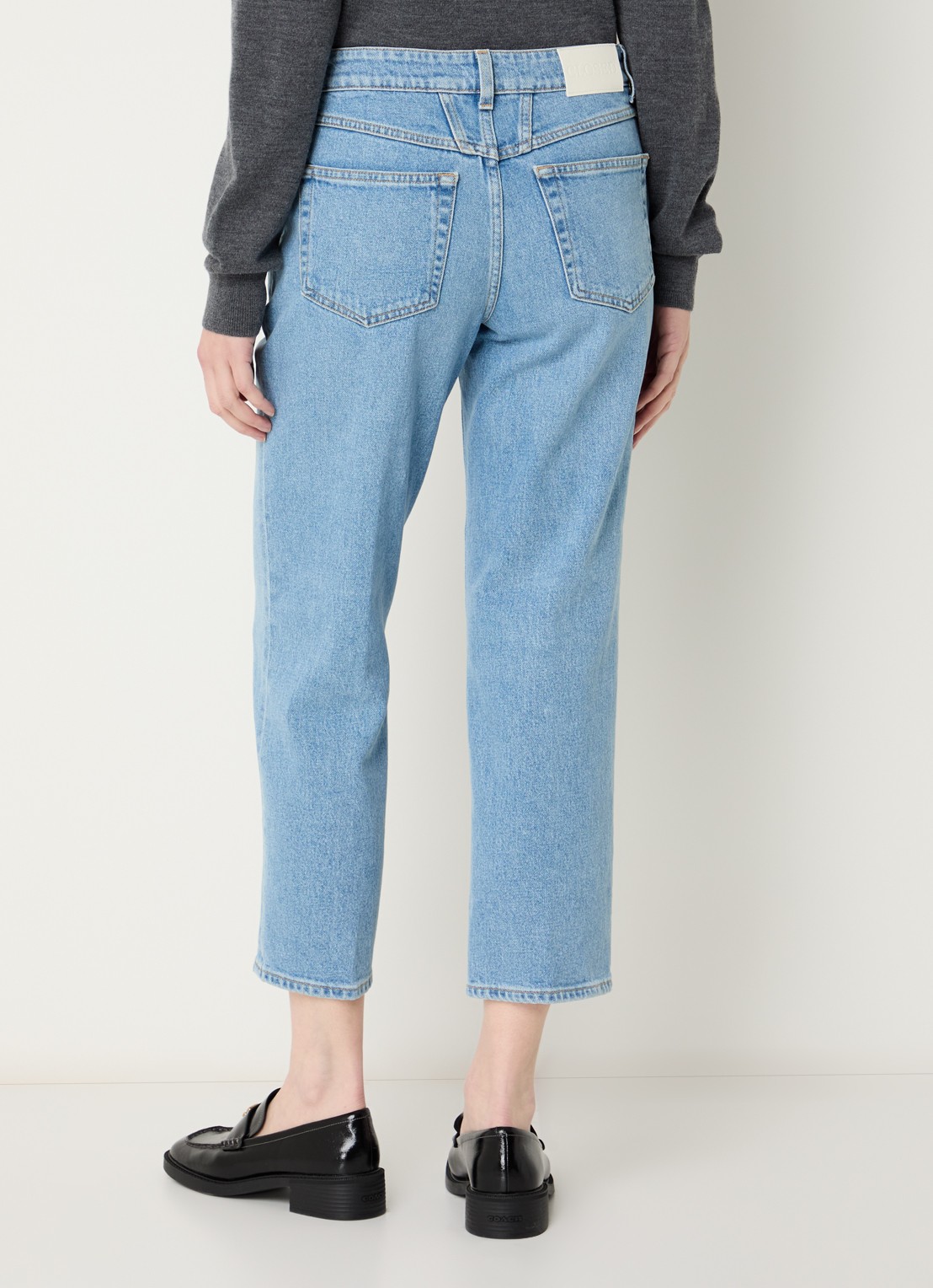 CLOSED Milo mid waist straight leg cropped jeans met medium wassing - achterkant indigo