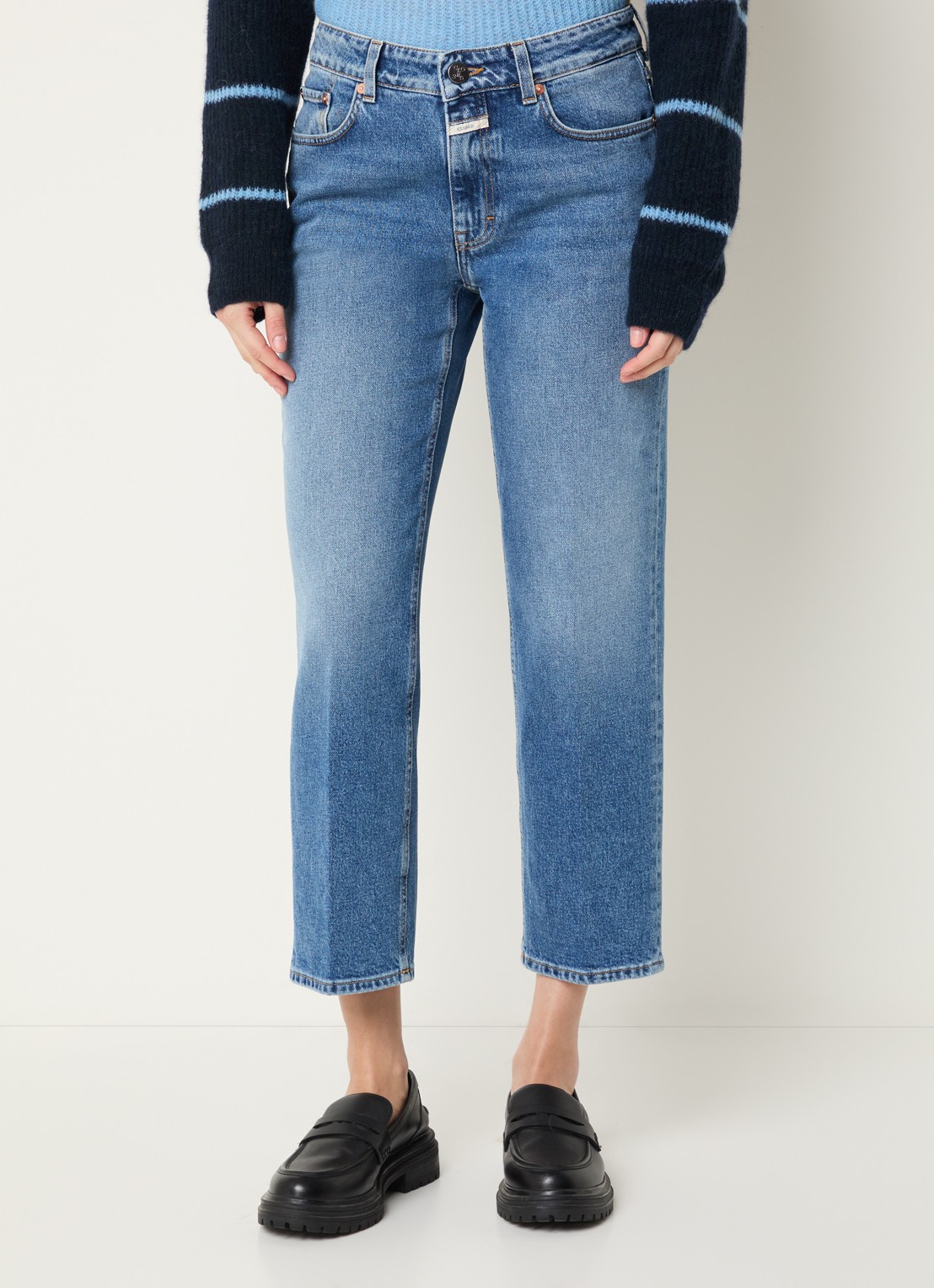 CLOSED Milo mid waist straight leg cropped jeans met medium wassing - detail 4 indigo