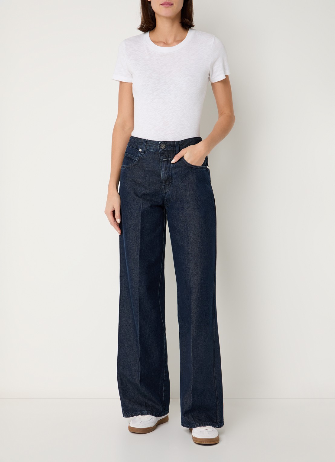CLOSED Nikka high waist straight leg jeans  met persplooi - voorkant 3 indigo