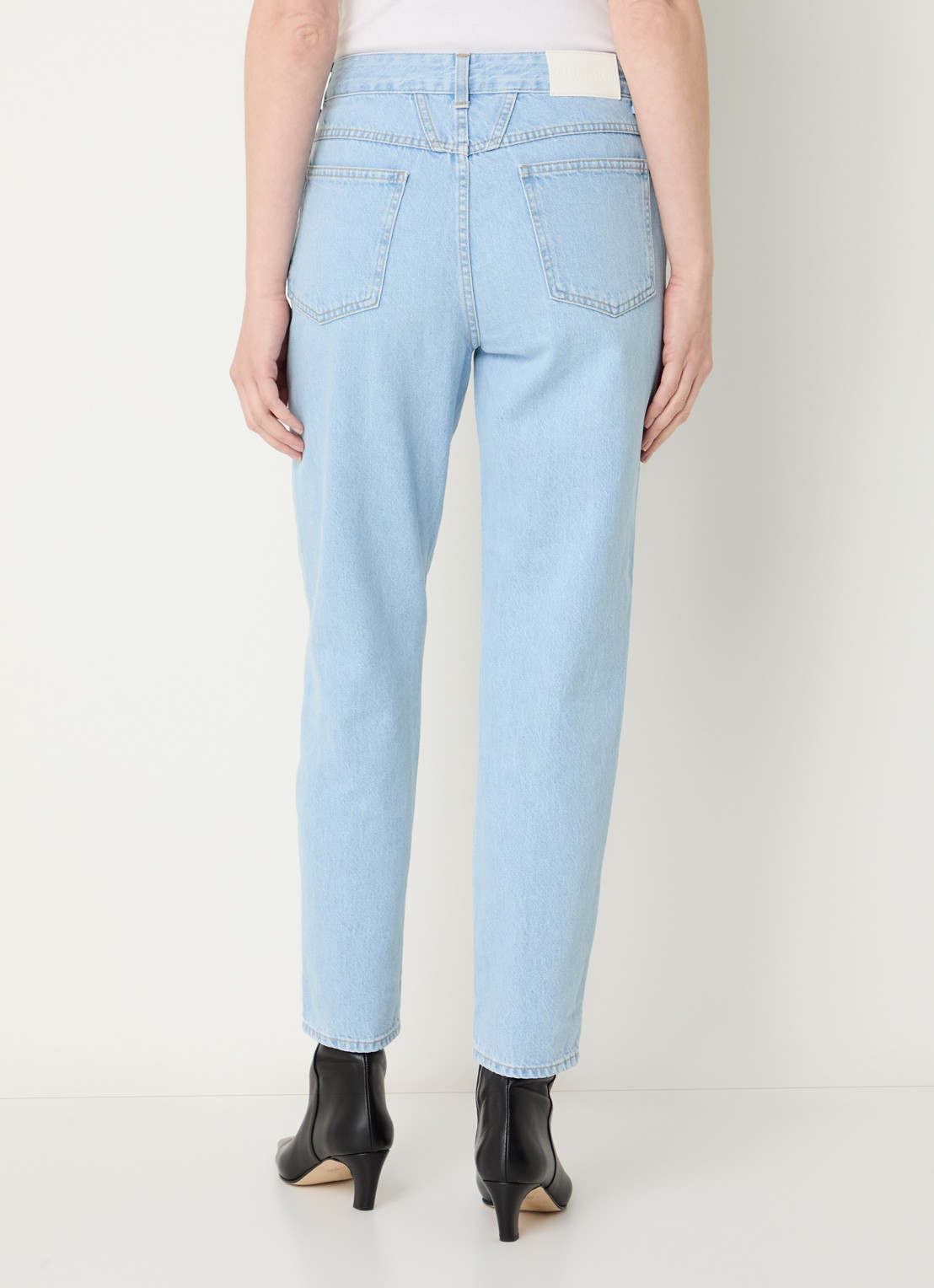 CLOSED Pedal Pusher high waist tapered jeans met medium wassing - achterkant 3 indigo