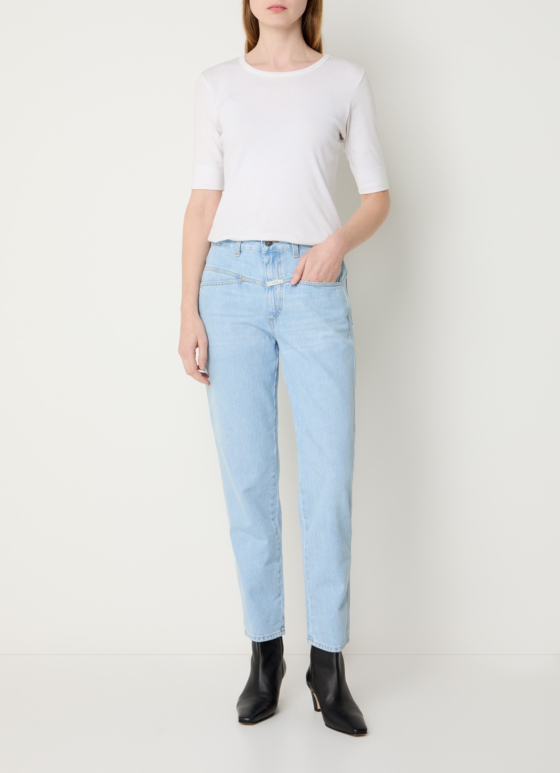CLOSED Pedal Pusher high waist tapered jeans met medium wassing - voorkant 2 indigo