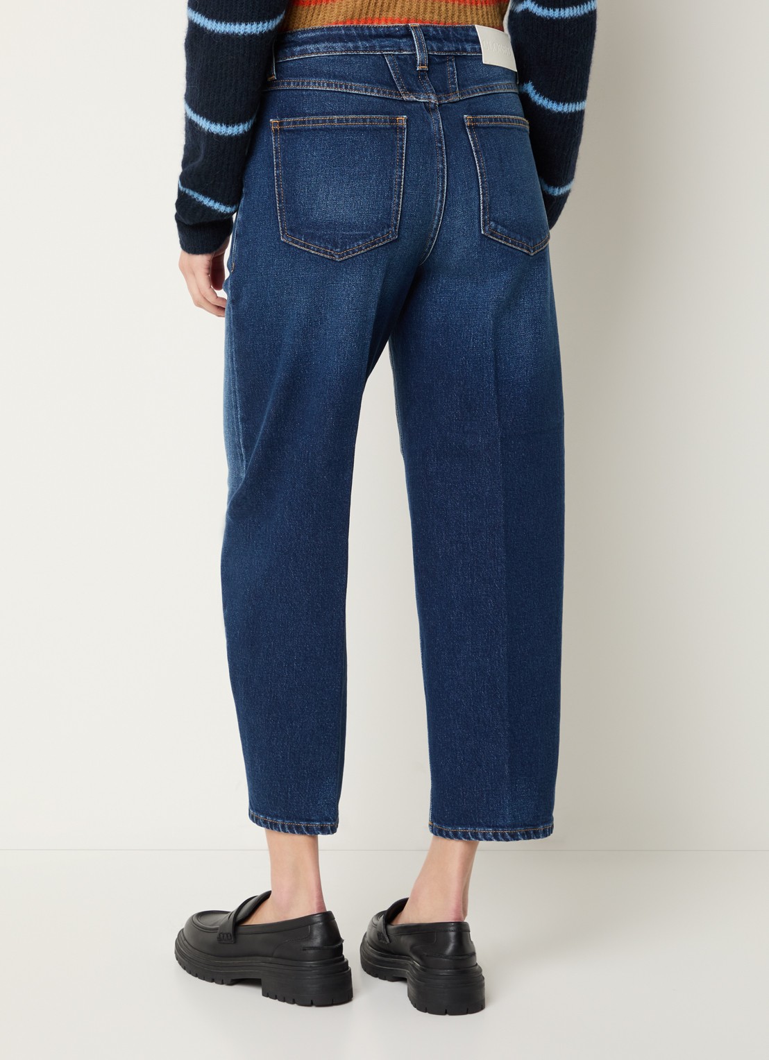 CLOSED Stover-X mid waist straight leg cropped jeans met donkere wassing - achterkant 4 indigo