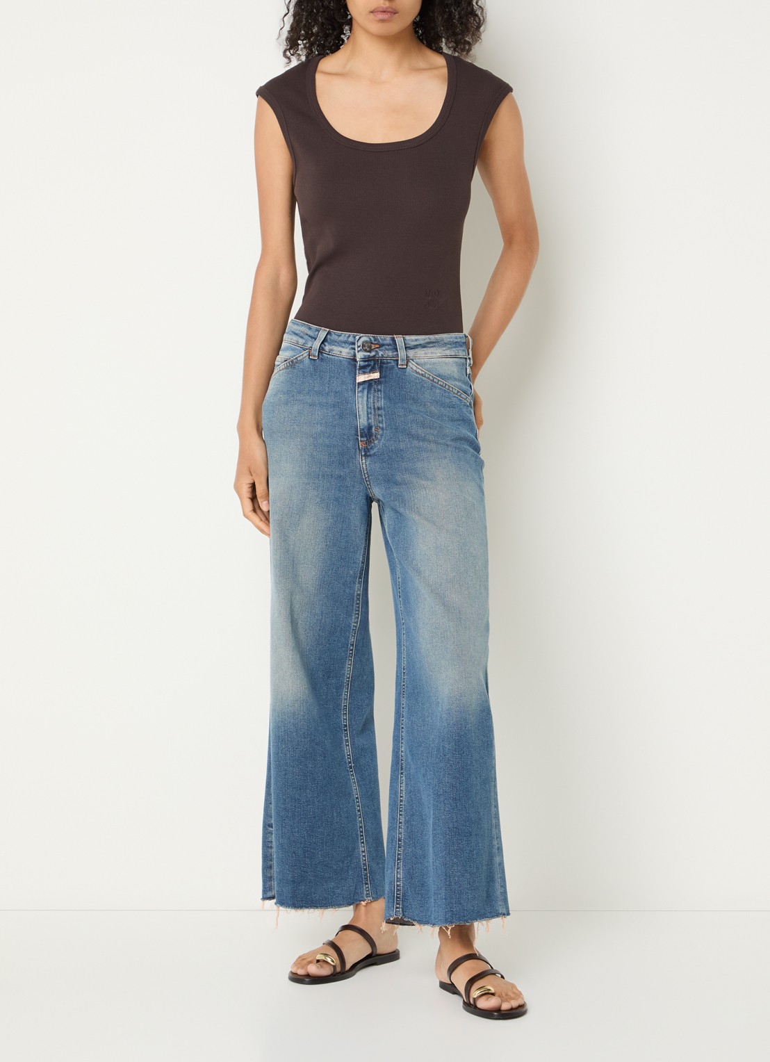 CLOSED Wera cropped high waist flared jeans met destroyed afwerking - voorkant 5 indigo