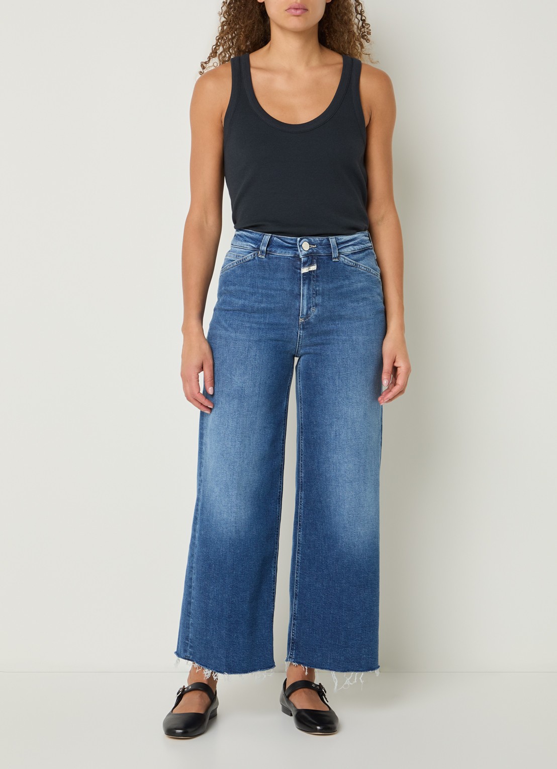 CLOSED Wera mid waist wide leg cropped jeans met lichte wassing - voorkant 3 indigo