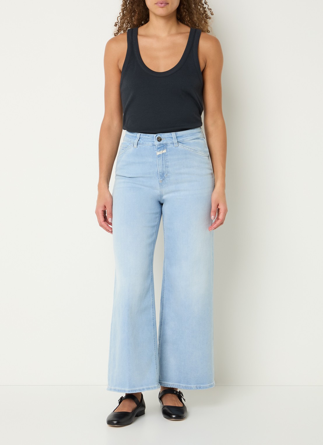 CLOSED Wera mid waist wide leg jeans met medium wassing - voorkant 2 indigo