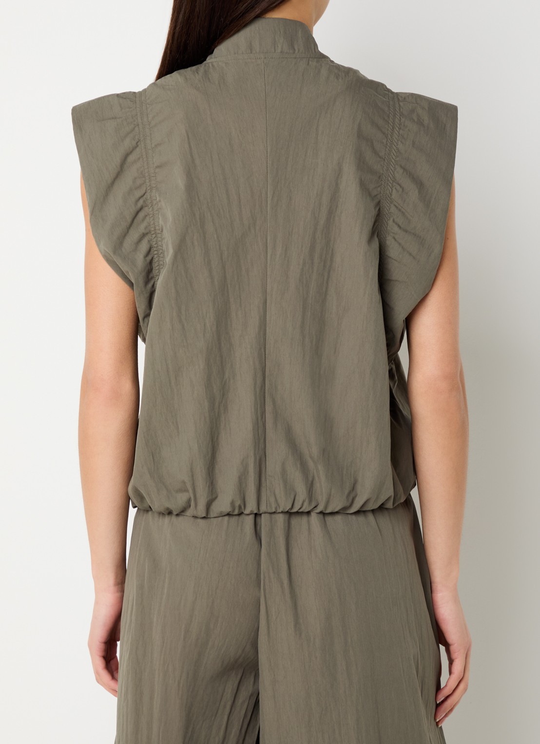 Co'Couture Acasia gilet met ruches en opstaande kraag - achterkant 4 olijfgroen