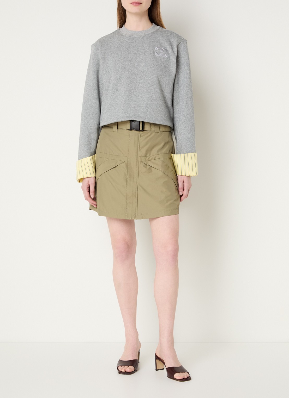 Co'Couture Aloracc mini rok met steekzakken - voorkant 4 legergroen
