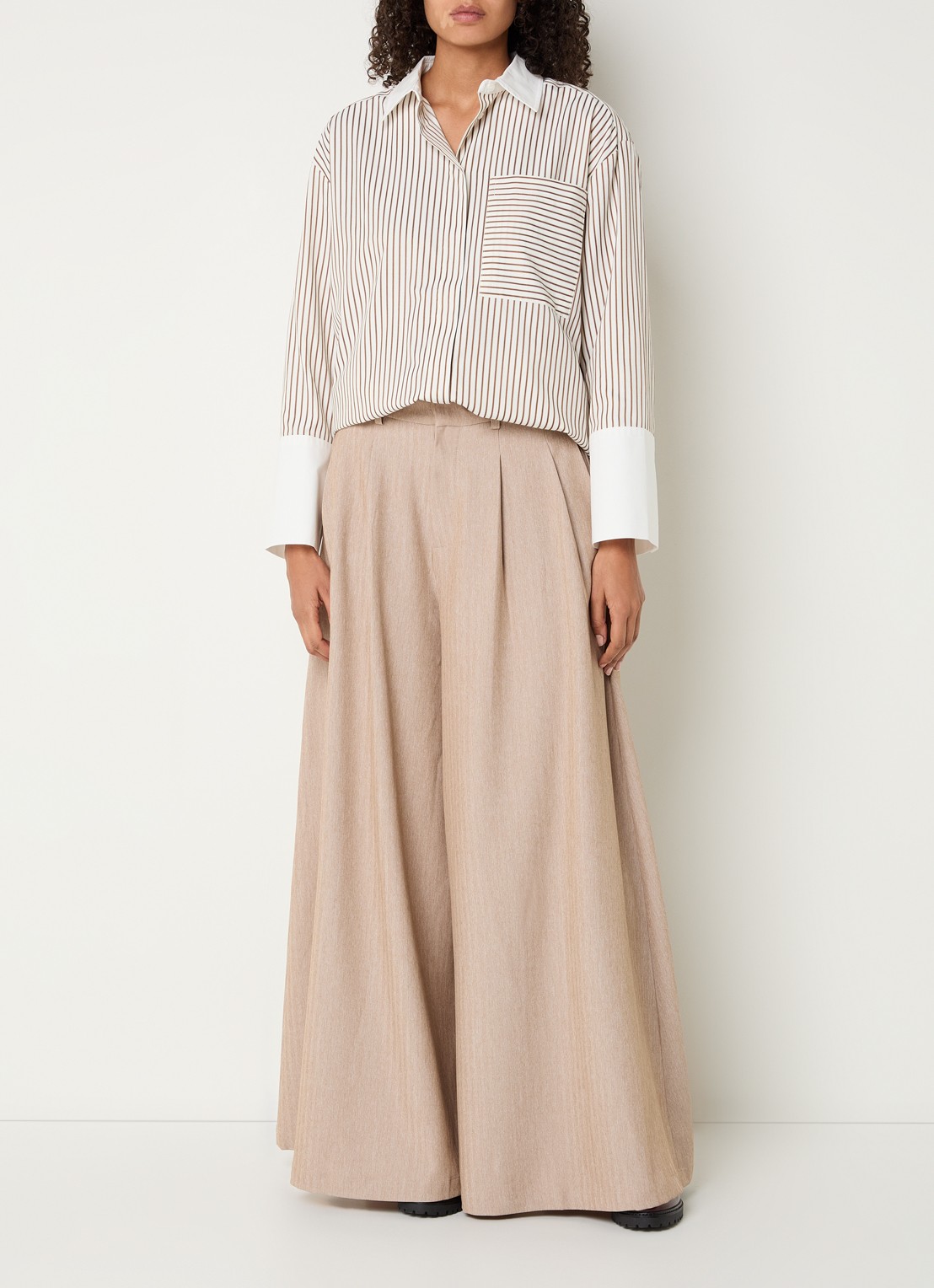 Co'Couture Avara blouse met streepprint - voorkant 3 hazelnootbruin