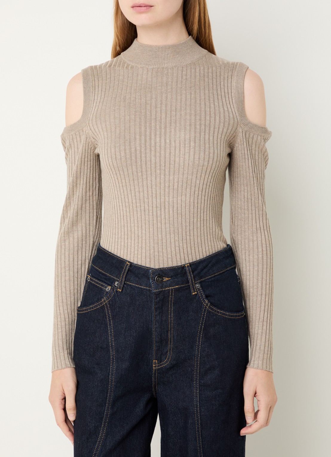Co'Couture Balin ribgebreide top in wolblend met cut out-detail  - detail 3 khaki