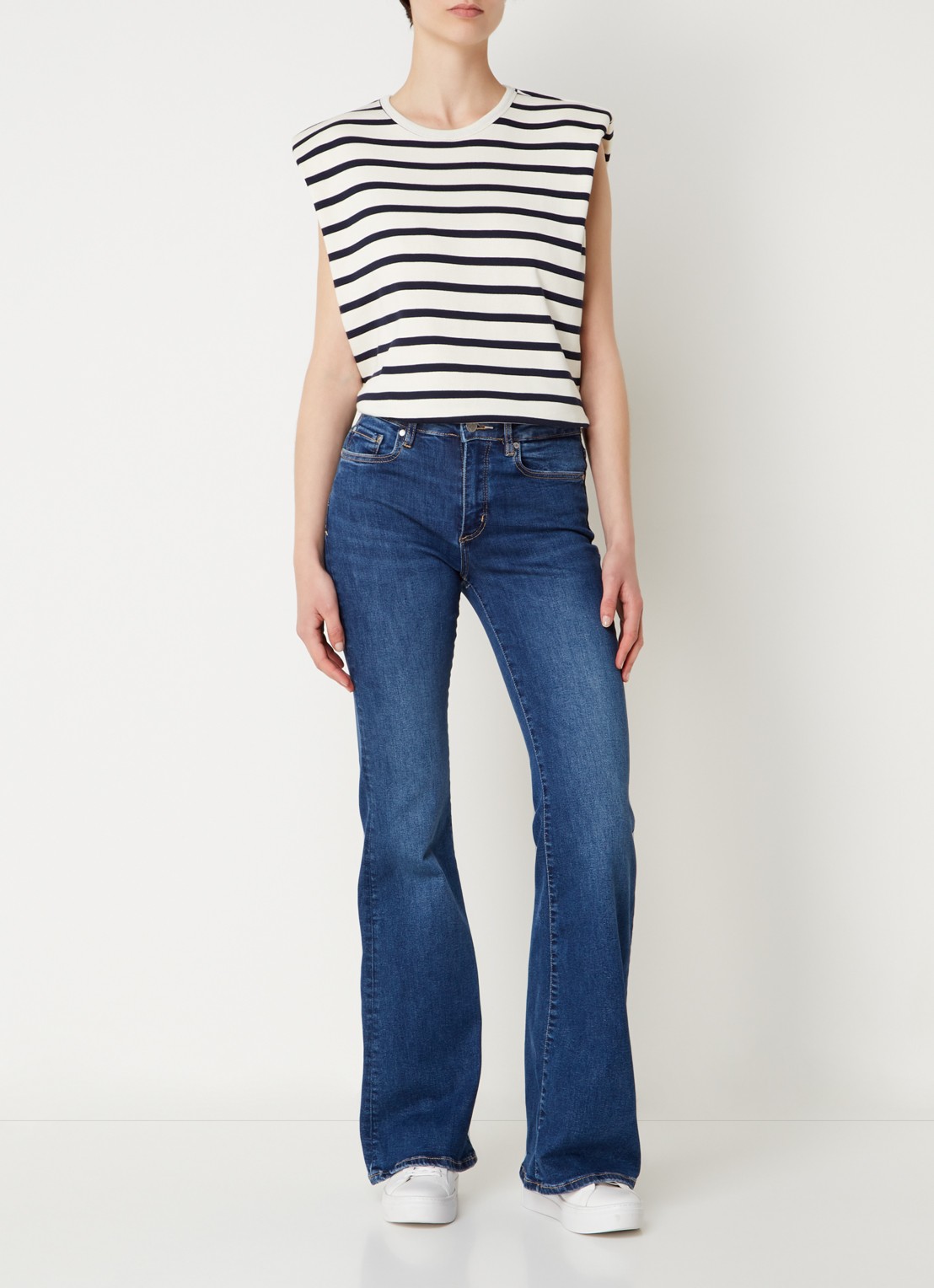 Co'Couture Classic mouwloze top van  katoen met schoudervulling  - voorkant 3 gebroken wit